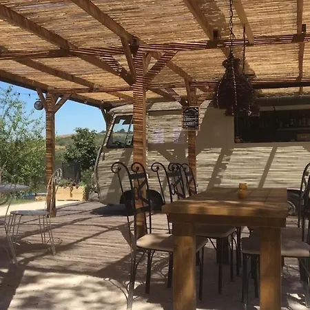 Gites Avec Piscine Au Coeur De La Nature Dans Un Domaine Familial